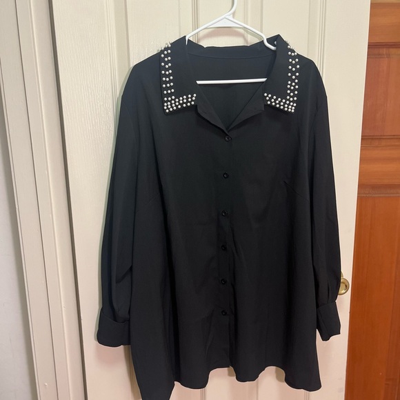 SHEIN Black Pearl Studded Collar Button-Down Blouse (Plus Size) - Picture 1 of 2